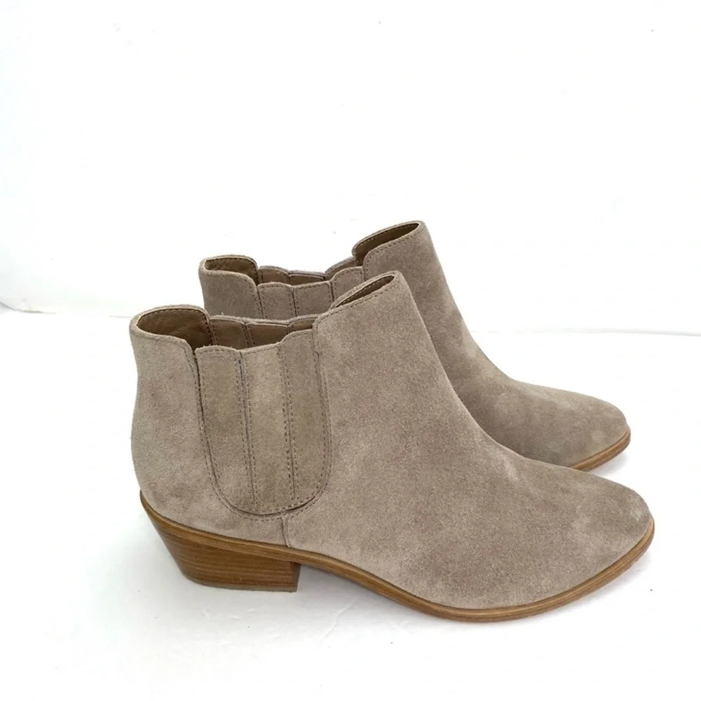 Joie Barlow Tan Suede Ankle Booties in Beige Stone/Tan Size 38
